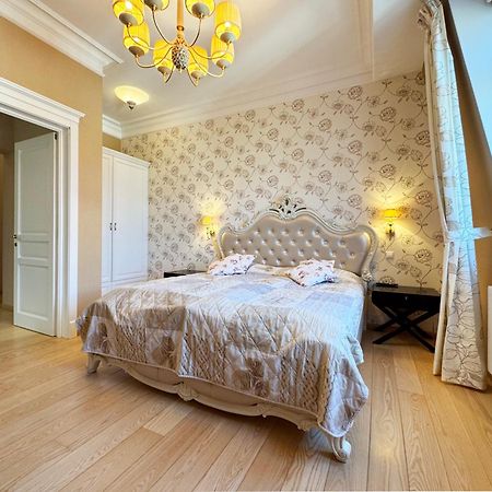 קרלובי וארי Luxury Apartment Diamond מראה חיצוני תמונה