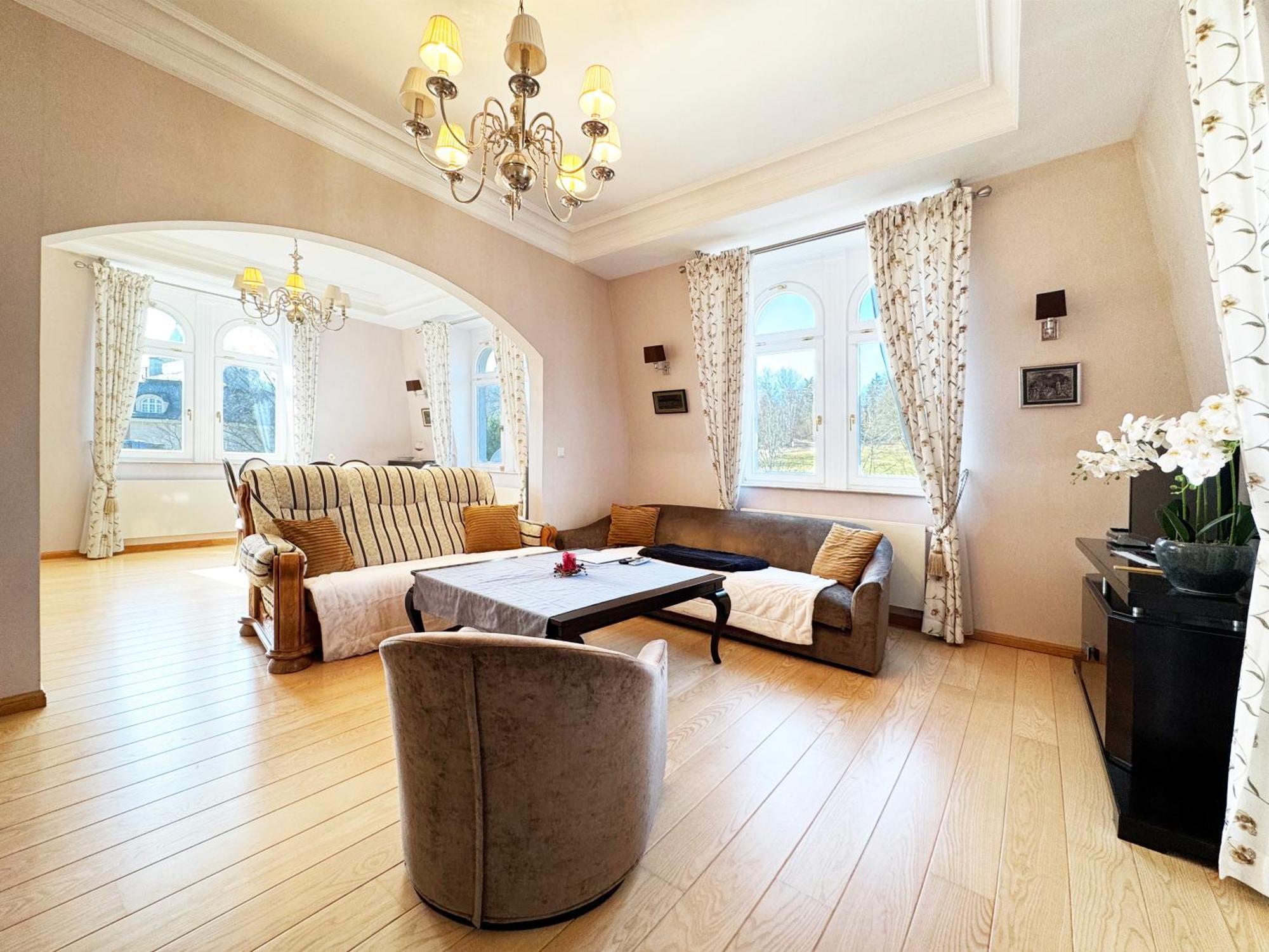 קרלובי וארי Luxury Apartment Diamond מראה חיצוני תמונה