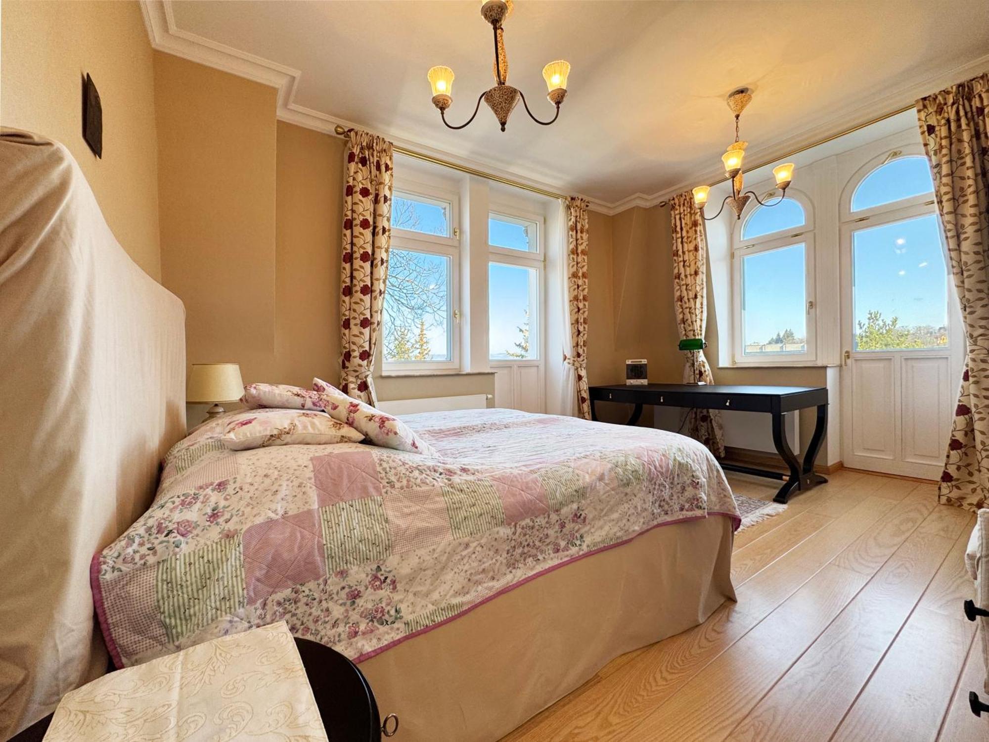 קרלובי וארי Luxury Apartment Diamond מראה חיצוני תמונה